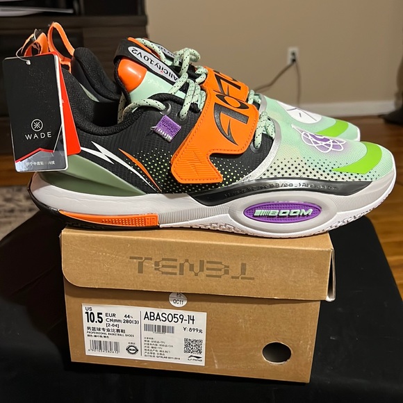 LI-NING Other - WADE ALL CITY 10V2